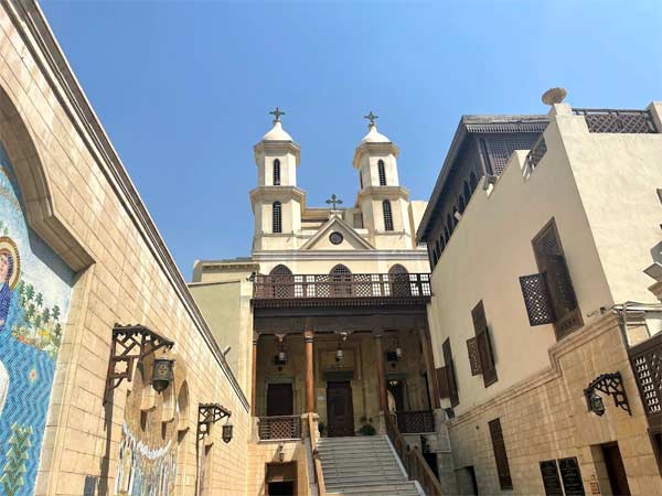 Iglesia Colgante
